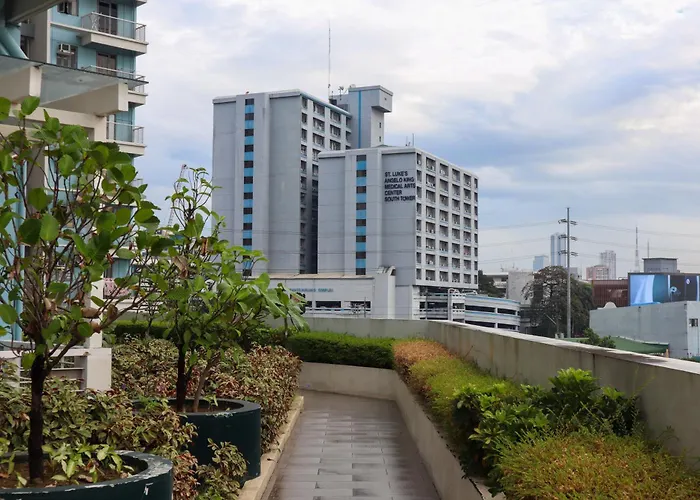 Apartamento Cozy 2br Near St Lukes Manila