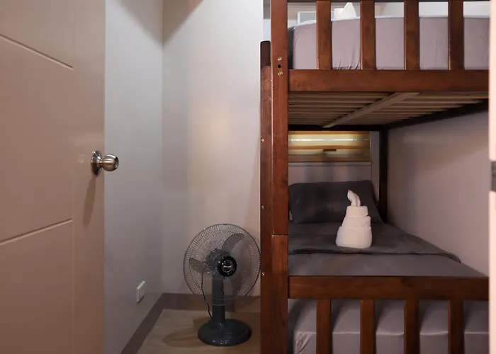 Cozy 2br Near St Lukes Apartamento Manila